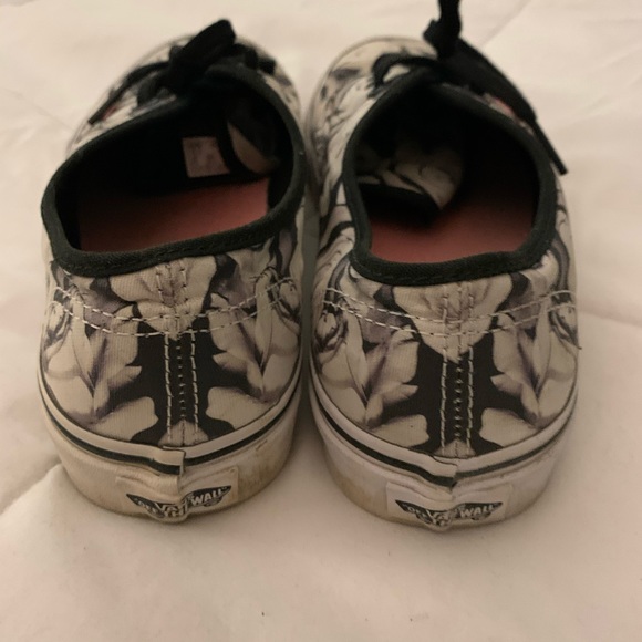 Black and White Floral Rose Vans Classics - Picture 2 of 4